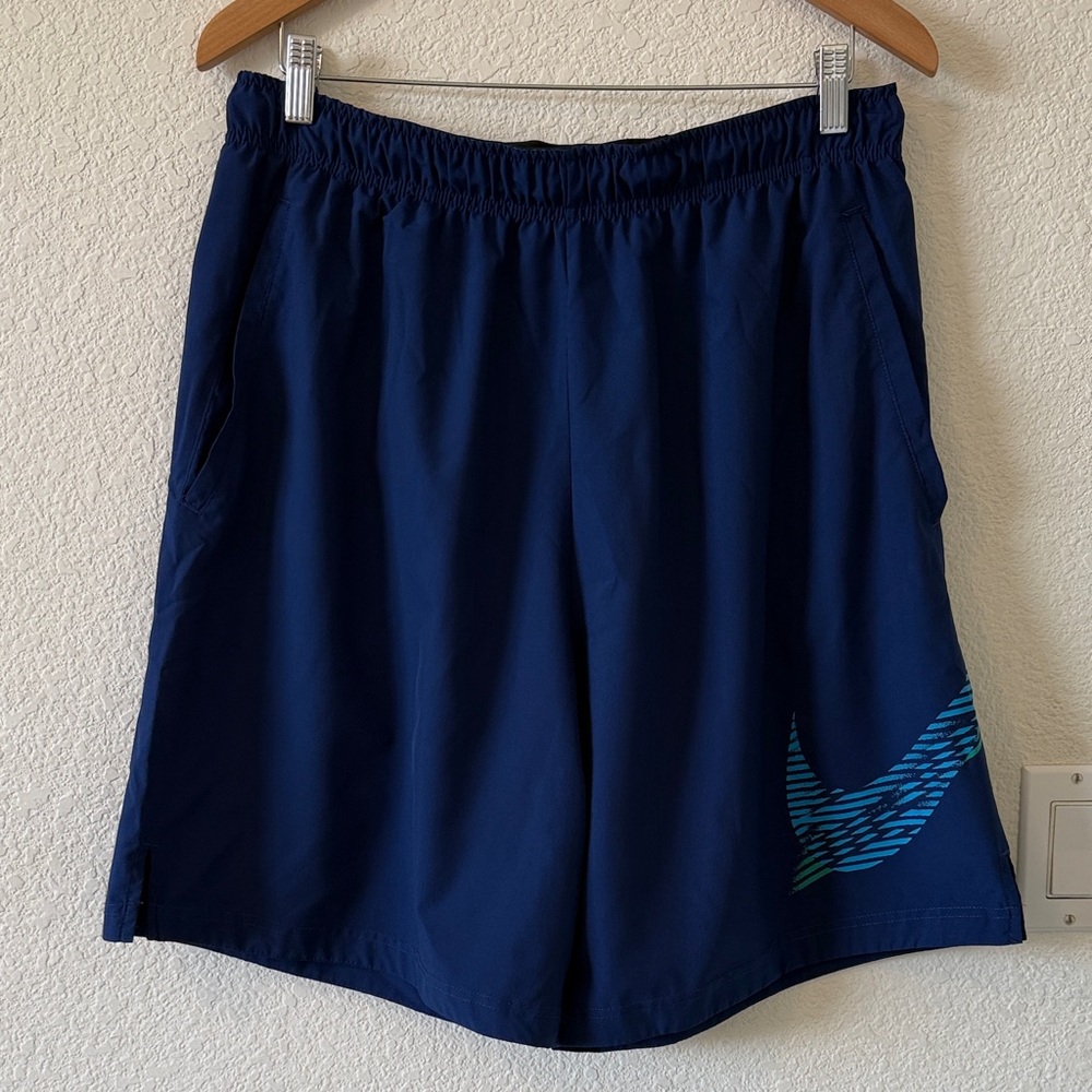 Nike Dri-Fit Lightweight Shorts, size XL, Side pockets, blue w/bluegreen logo